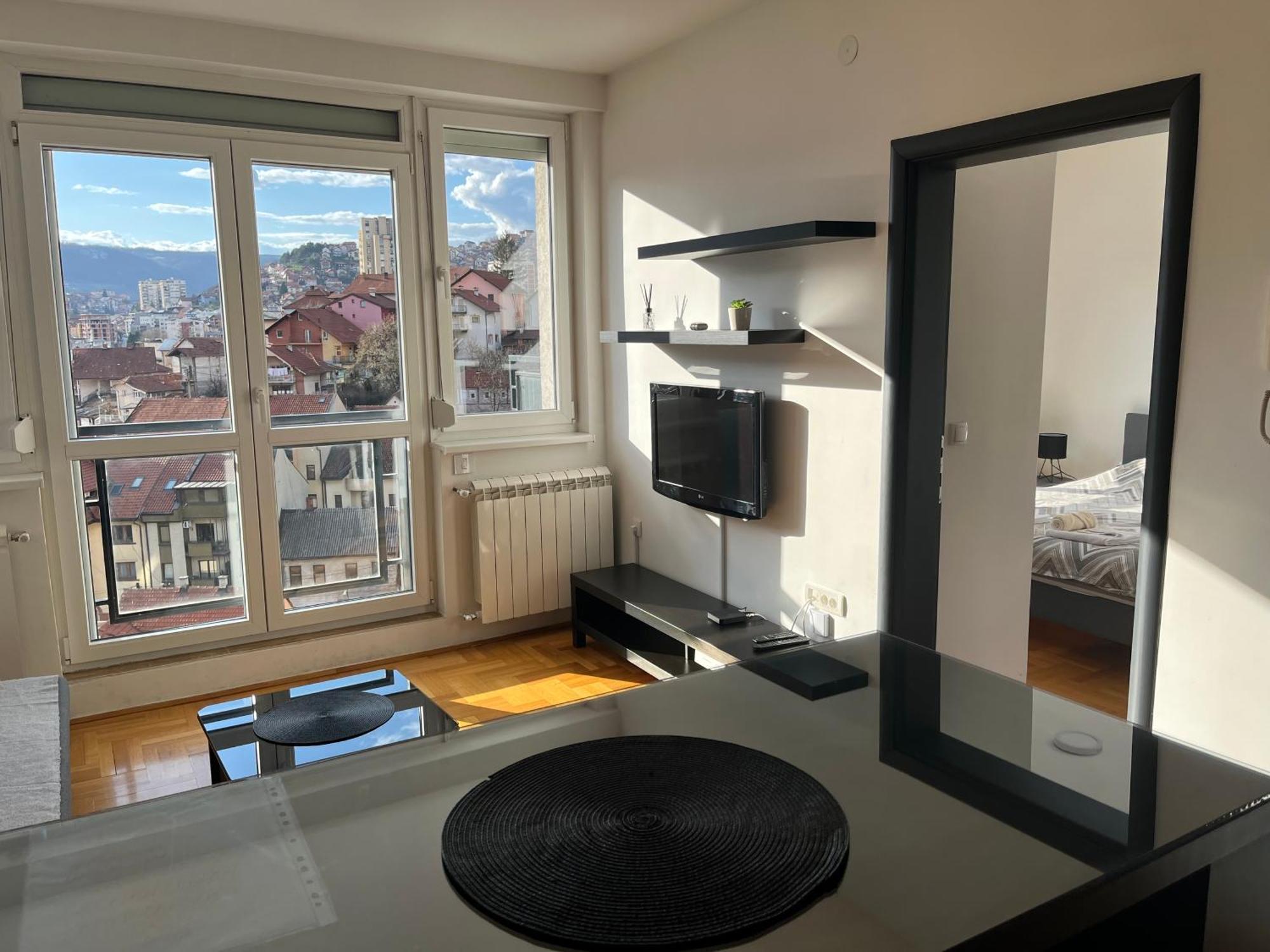 Penthouse Lägenhet Užice Exteriör bild