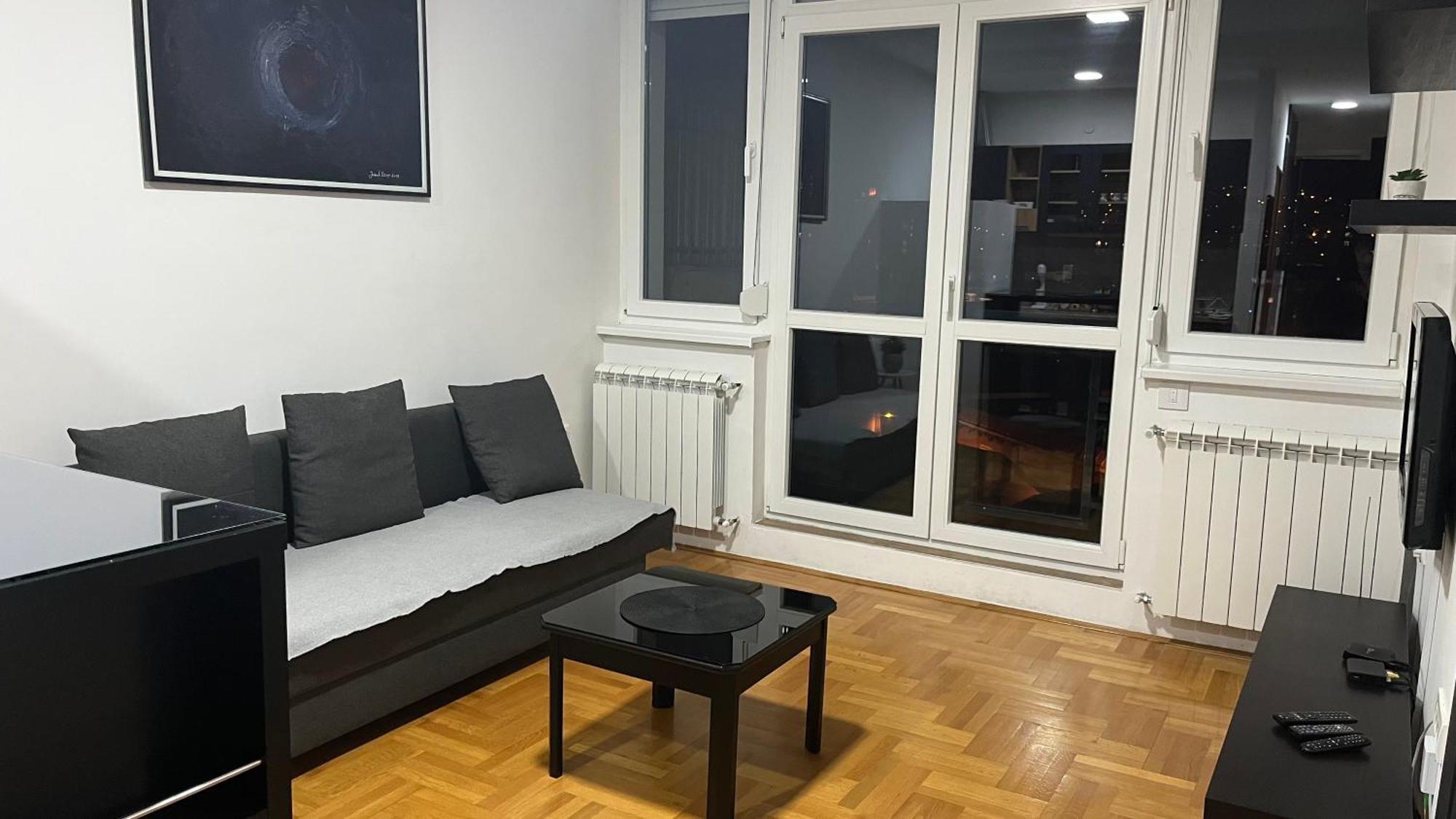 Penthouse Lägenhet Užice Exteriör bild